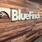 Piepschuimlogo_Bluefinch